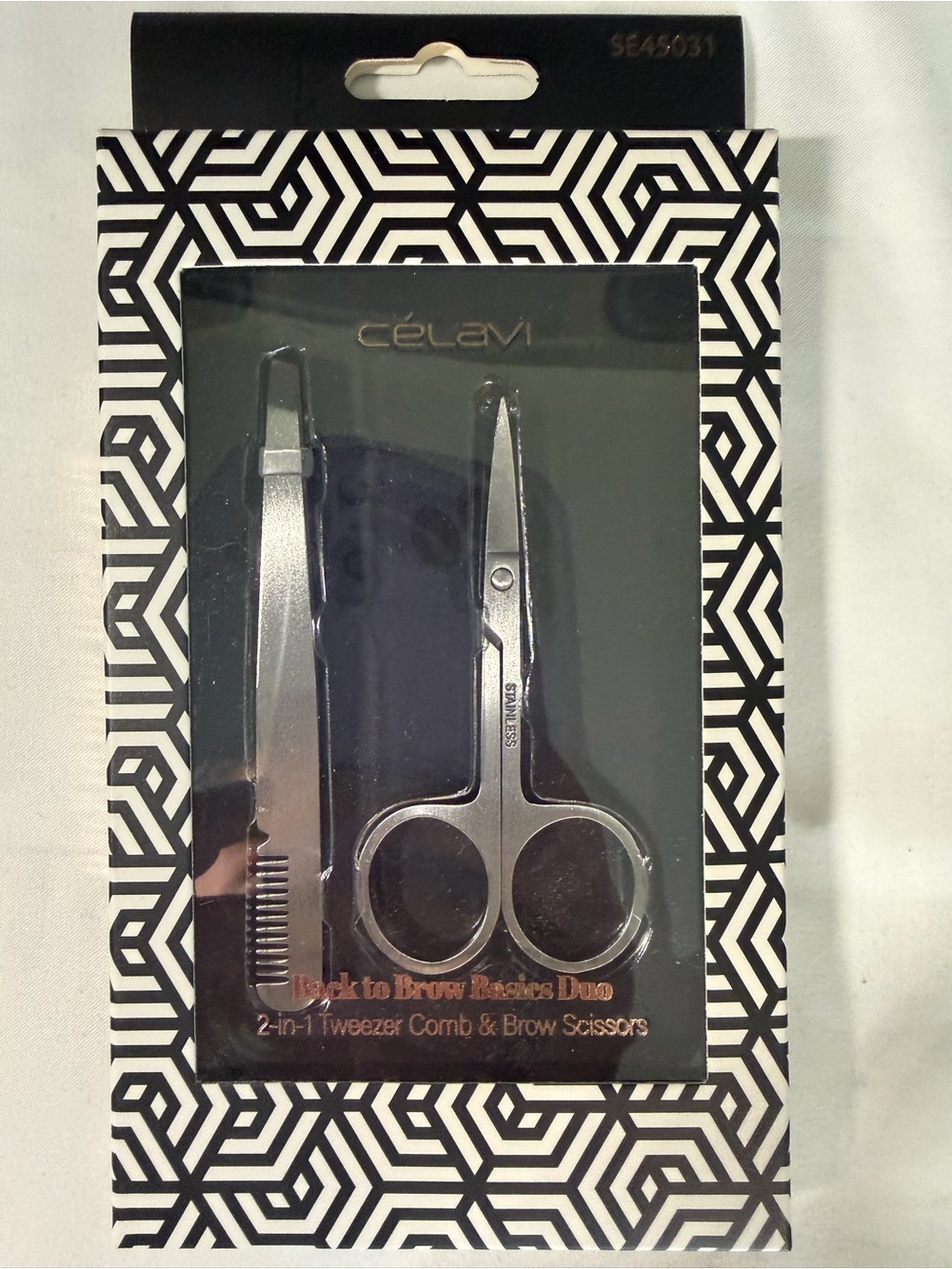 Unisex Grooming 2-in-1 Silver Tweezer Comb & Brow Scissors. NWT
